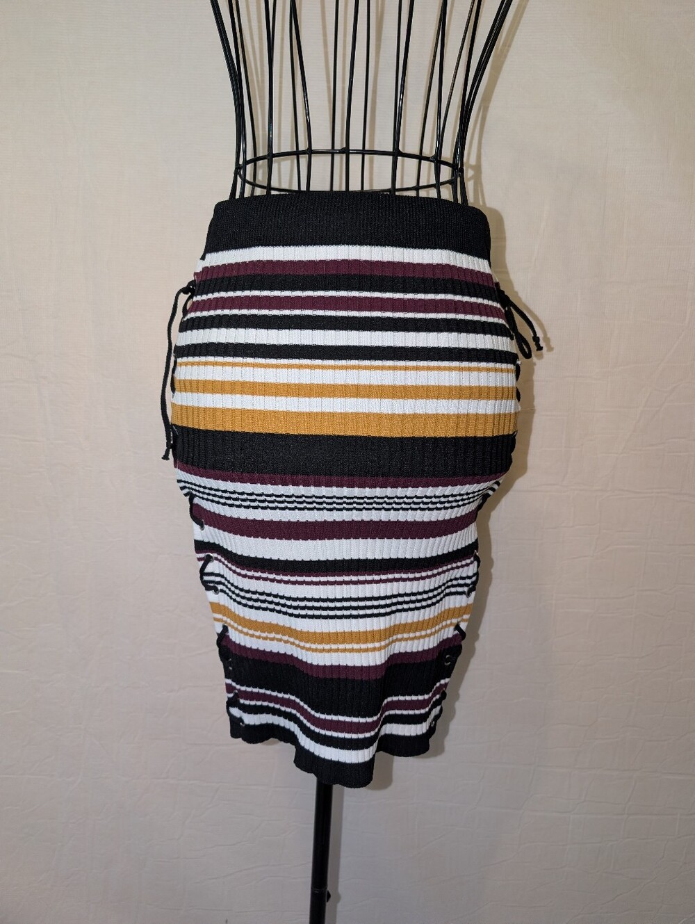 Ribbed Colorful Skirt